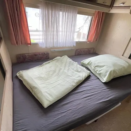 Wohnwagen Mit Vorzelt * Affing
